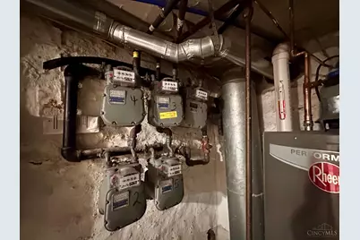 974 Dana Avenue, Cincinnati, OH 45229 - Photo 93