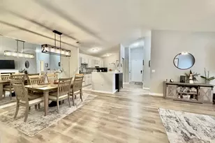 12021 Carrington Ln, Loveland, OH 45140 - Photo 5