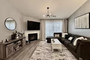 12021 Carrington Ln, Loveland, OH 45140 - Photo 7