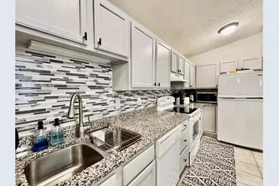 12021 Carrington Lane #208, Loveland, OH 45140 - Photo 15