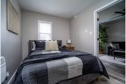 2117 Highland Avenue, Cincinnati, OH 45219 - Photo 13