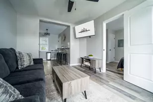 2117 Highland Ave, Cincinnati, OH 45219 - Photo 9