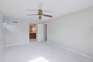 8488 Holiday Hills Dr, Cincinnati, OH 45255 - Photo 17