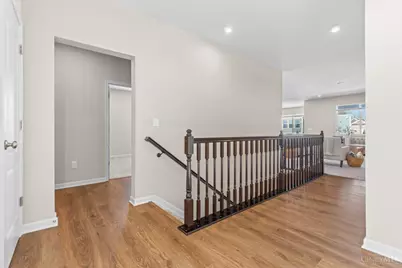 1382 Brookchase Circle, Hamilton Township, OH 45039 - Photo 9