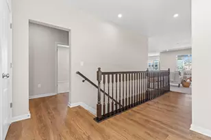 1382 Brookchase Cir, Hamilton Township, OH 45039 - Photo 9