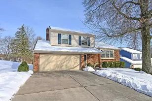 2660 Coshocton Ct, Miami Township, OH 45233 - Photo 1