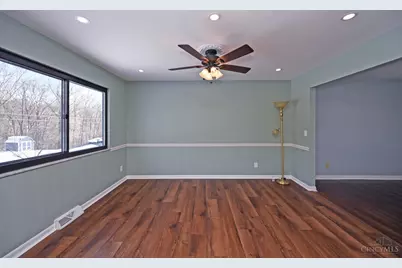 2660 Coshocton Court, Miami Township, OH 45233 - Photo 11