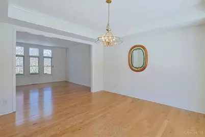 11108 Huntwicke Place, Blue Ash, OH 45241 - Photo 13