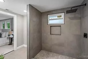 5811 Bramble Ave, Cincinnati, OH 45227 - Photo 19