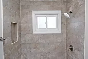 8609 Balboa Dr, Cincinnati, OH 45231 - Photo 19