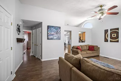 418 Lake Front Drive, Lebanon, OH 45036 - Photo 3