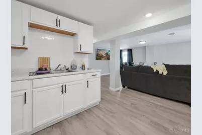 857 Steffen Avenue, Cincinnati, OH 45215 - Photo 17