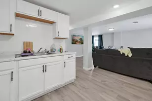 857 Steffen Ave, Cincinnati, OH 45215 - Photo 17