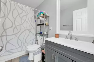 857 Steffen Ave, Cincinnati, OH 45215 - Photo 13