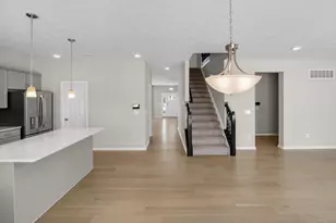 5467 Pacific Crst Ln, Fairfield Township, OH 45011 - Photo 15