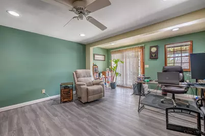 7815 Bennington Drive, West Chester, OH 45241 - Photo 11