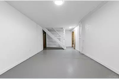 7988 Woodruff Road, Cincinnati, OH 45255 - Photo 39