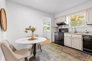 7988 Woodruff Rd, Cincinnati, OH 45255 - Photo 27