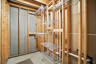 2139 Castle Pines Ct, Hamilton, OH 45013 - Photo 35