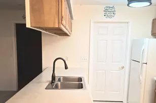 5320 Meadow Walk Ln, Green Township, OH 45247 - Photo 3