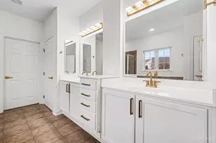 527 Sage Run Dr, Turtle Creek Township, OH 45036 - Photo 19