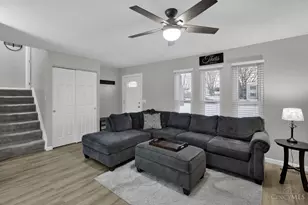 7966 Country Green Ct, West Chester, OH 45069 - Photo 5