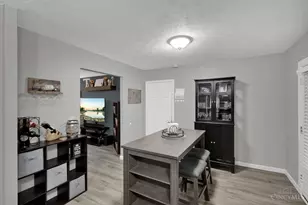 7966 Country Green Ct, West Chester, OH 45069 - Photo 13