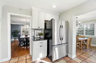 1 Hilltop Ln, Cincinnati, OH 45208 - Photo 19