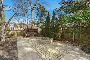 1 Hilltop Ln, Cincinnati, OH 45208 - Photo 49