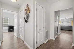 9305 Bridgecreek Dr, Springfield Township, OH 45231 - Photo 5