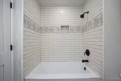 1602 Rose Place, Cincinnati, OH 45237 - Photo 23