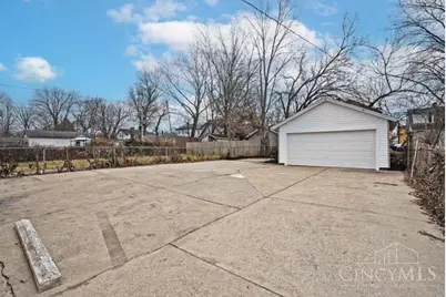1933 Northcut Avenue, Cincinnati, OH 45237 - Photo 39