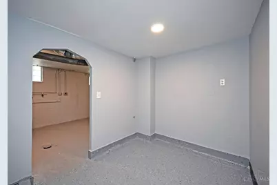 1933 Northcut Avenue, Cincinnati, OH 45237 - Photo 33
