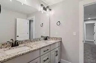 6816 Cork Dr, West Chester, OH 45069 - Photo 59