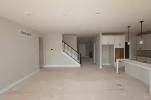 5980 Hawks Ln, Miami Township, OH 45150 - Photo 7