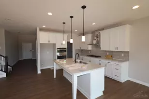5980 Hawks Ln, Miami Township, OH 45150 - Photo 5
