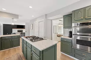 330 Whispering Pines Dr, Loveland, OH 45140 - Photo 9