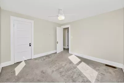 1007 W Loveland Avenue, Loveland, OH 45140 - Photo 23