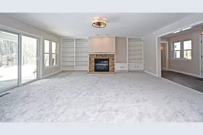 1081 Sedgefield Court, Hamilton Township, OH 45039 - Photo 13