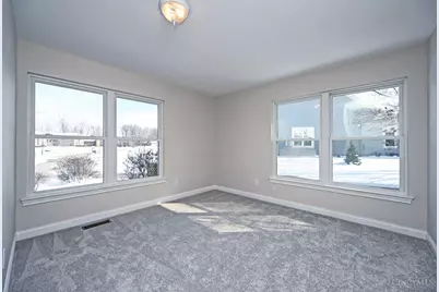 1081 Sedgefield Court, Hamilton Township, OH 45039 - Photo 39