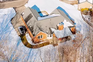 1065 Dunstan Ct, Hamilton Township, OH 45152 - Photo 43