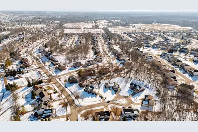 1065 Dunstan Court, Hamilton Township, OH 45152 - Photo 45