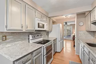 3030 Stratford Ct, Loveland, OH 45140 - Photo 9