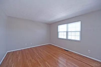 3433 Sunbury Lane, Colerain Township, OH 45251 - Photo 17