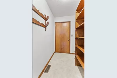 102 Robin Lane, Hillsboro, OH 45133 - Photo 23