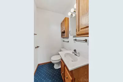 102 Robin Lane, Hillsboro, OH 45133 - Photo 17