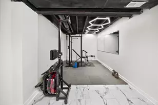 5667 Woodcreek Dr, Middletown, OH 45042 - Photo 41