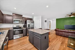 5667 Woodcreek Dr, Middletown, OH 45042 - Photo 15