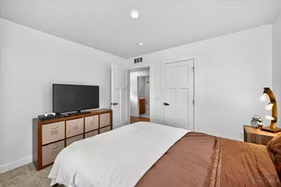 5667 Woodcreek Drive, Middletown, OH 45042 - Photo 39