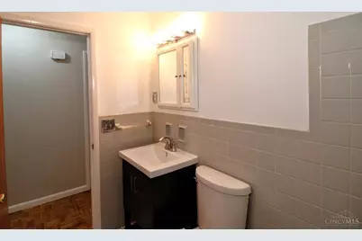 683 Danbury Road, Cincinnati, OH 45240 - Photo 21